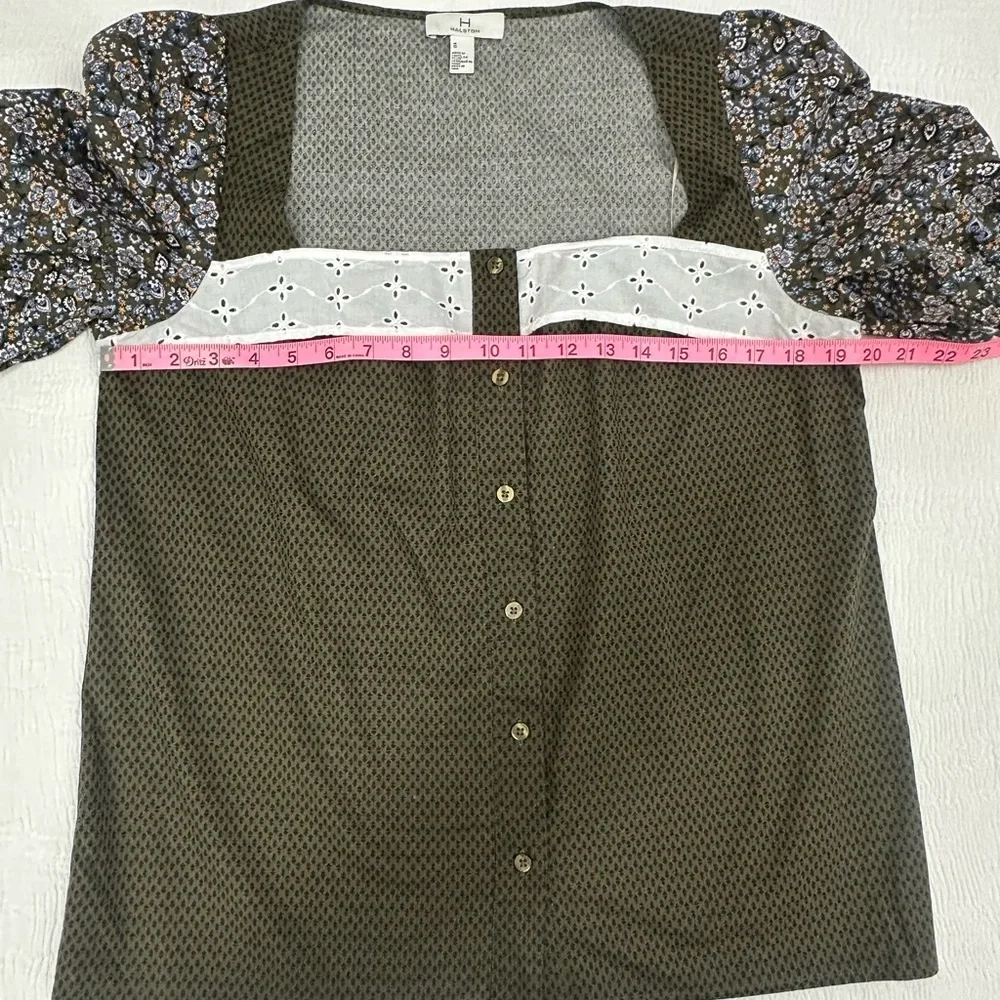 Halston Heritage Green Buttoned Front Blouse with floral puff sleeves NEW - Picture 7 of 9